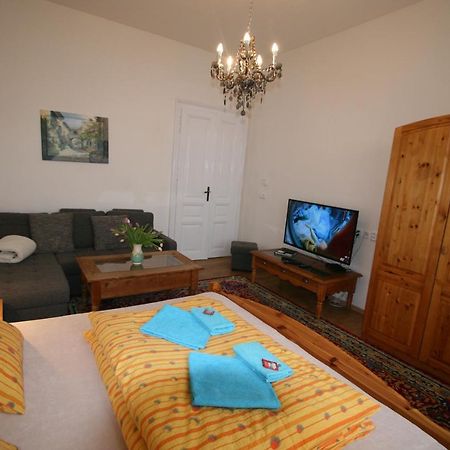 Apartment No. 16B Svahova 14 カルロヴィ・ヴァリ エクステリア 写真