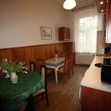 Apartment No. 16B Svahova 14 カルロヴィ・ヴァリ エクステリア 写真