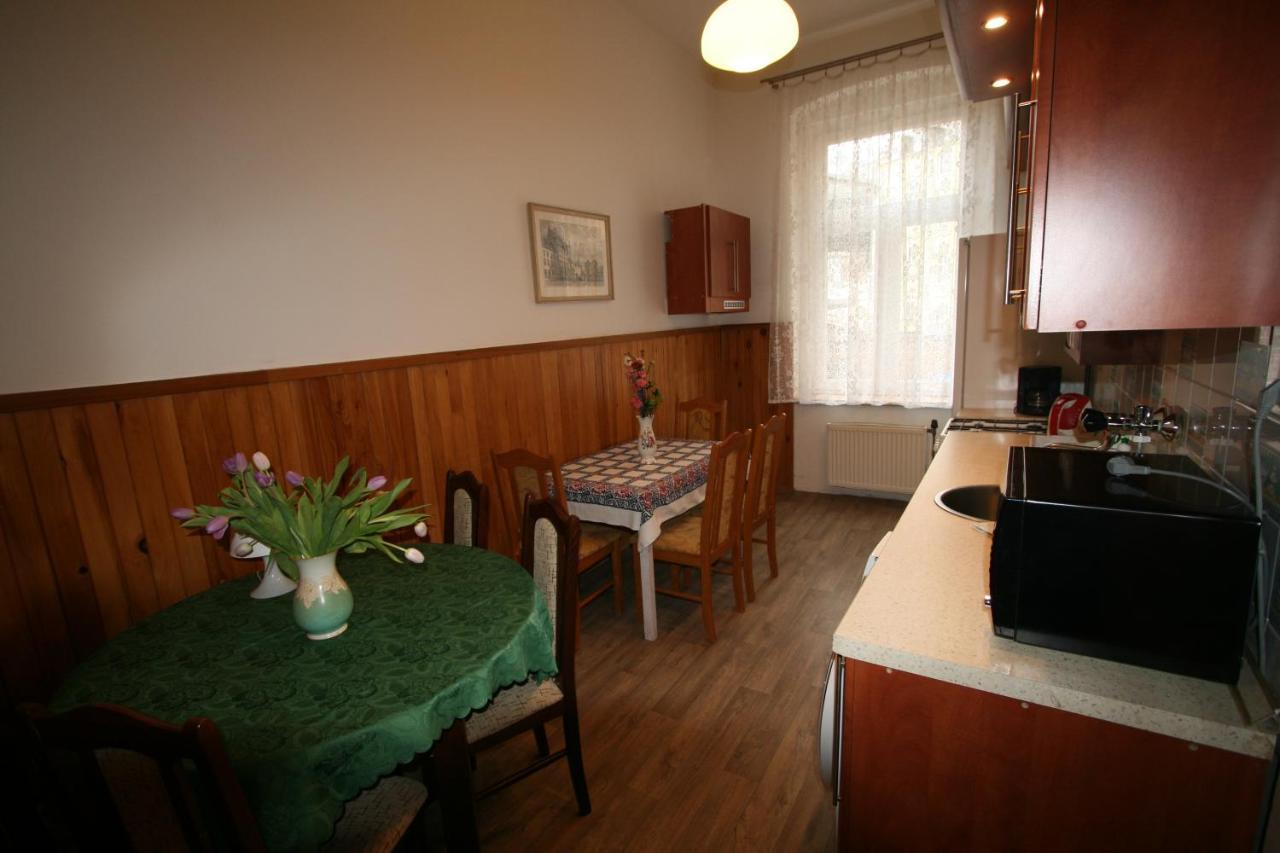 Apartment No. 16B Svahova 14 カルロヴィ・ヴァリ エクステリア 写真